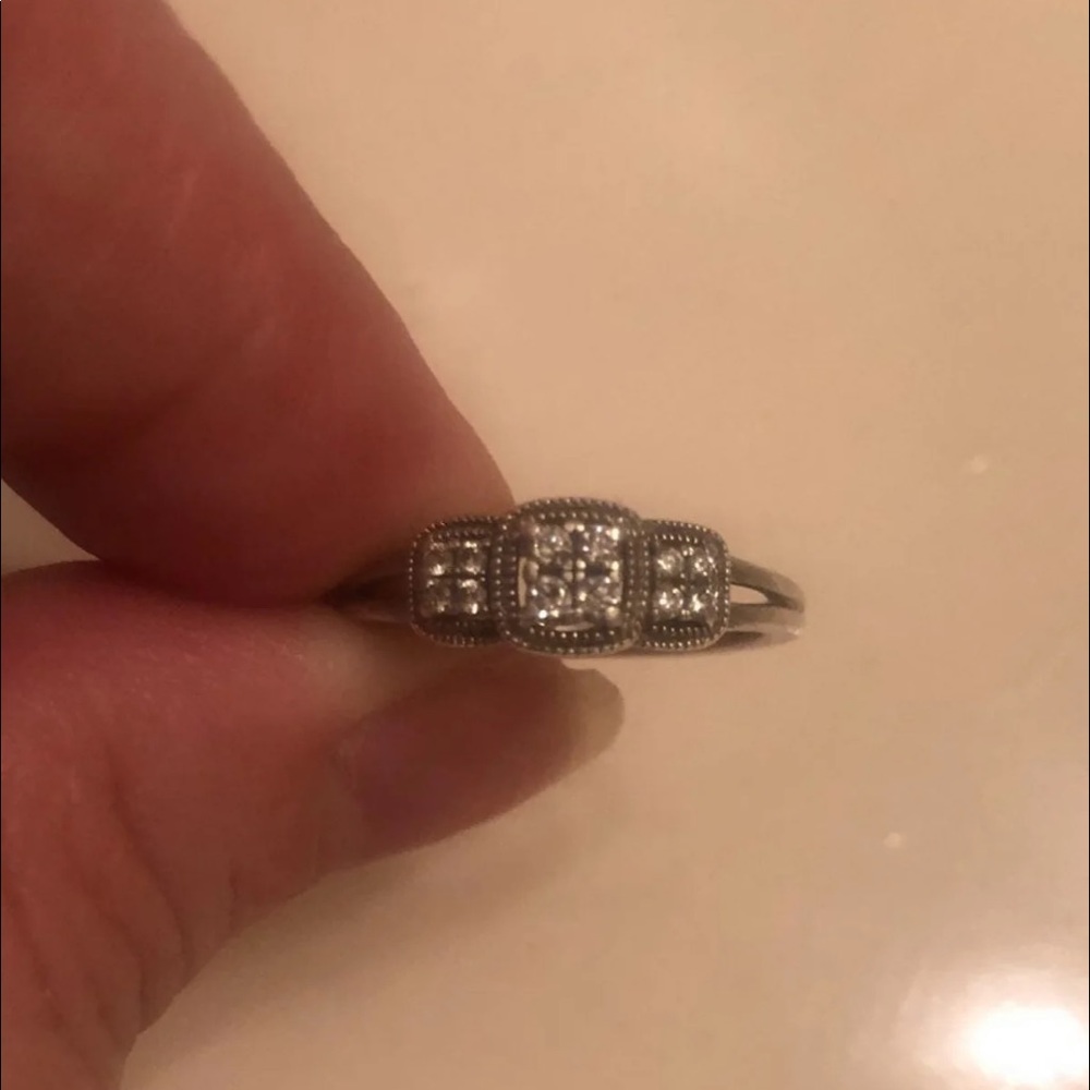 Zales Size 7 Diamond Ring